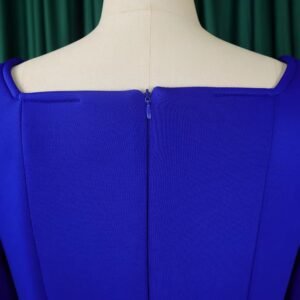 zipper of blue long-sleeved colorful dress