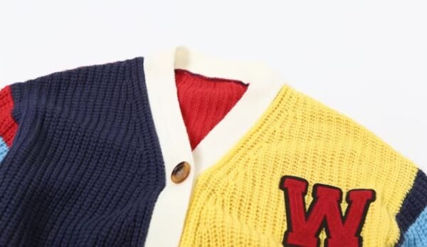 neck of colorful streetwear cardigan